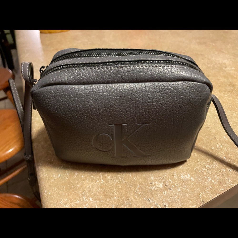 CK - Picture 2 of 4